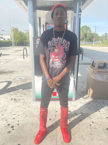 Customer photo review of Moto Strike Down Skinny Fit Denim Jet Black - Red (HZW4669)