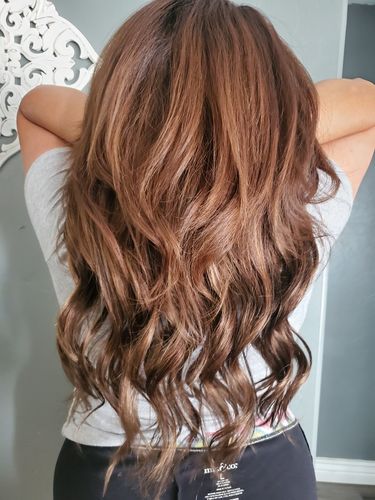 Customer photo review of Full Shine Sew In Hair Weft Bundles 100% Remy Human Hair Balayage Highlights (#2/8/2)