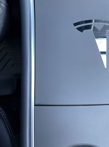 Customer photo review of Center Console Cover for Tesla Model 3 & Y