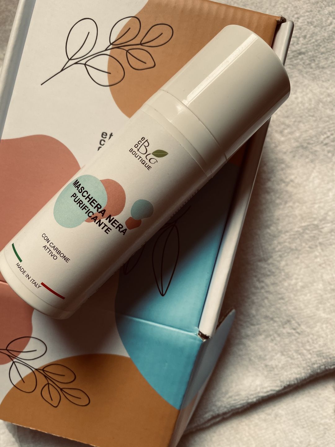 Customer photo review of Maschera Nera Purificante