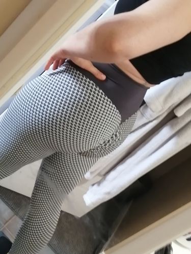 Customer photo review of v2 Era Textured Lifting Leggings