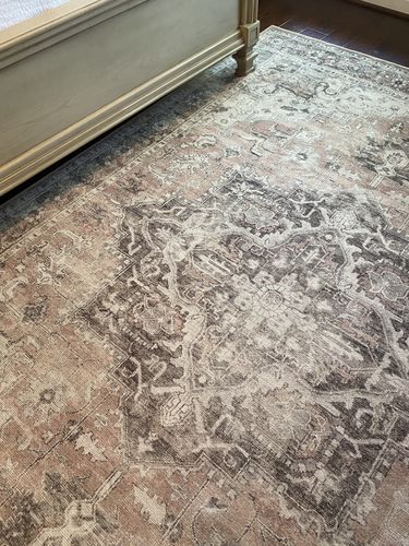 Customer photo review of Distressed Vintage Cezanne Blush Area Rug
