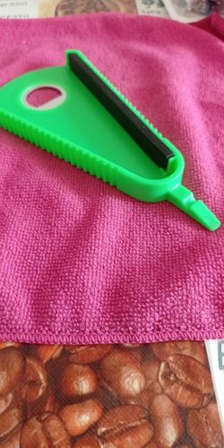 Customer photo review of Multifunctional Can Opener Lid Twist Bottle Beer Opener