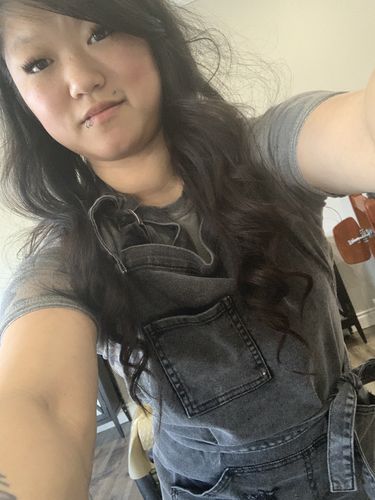 Customer photo review of Black Acid Washed Denim Apron (Pre Order)