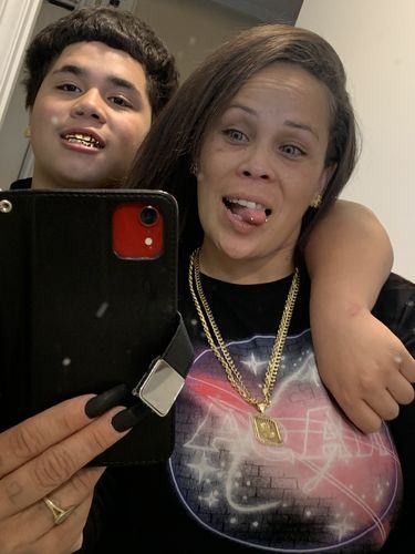 Customer photo review of Avela Contact Lenses