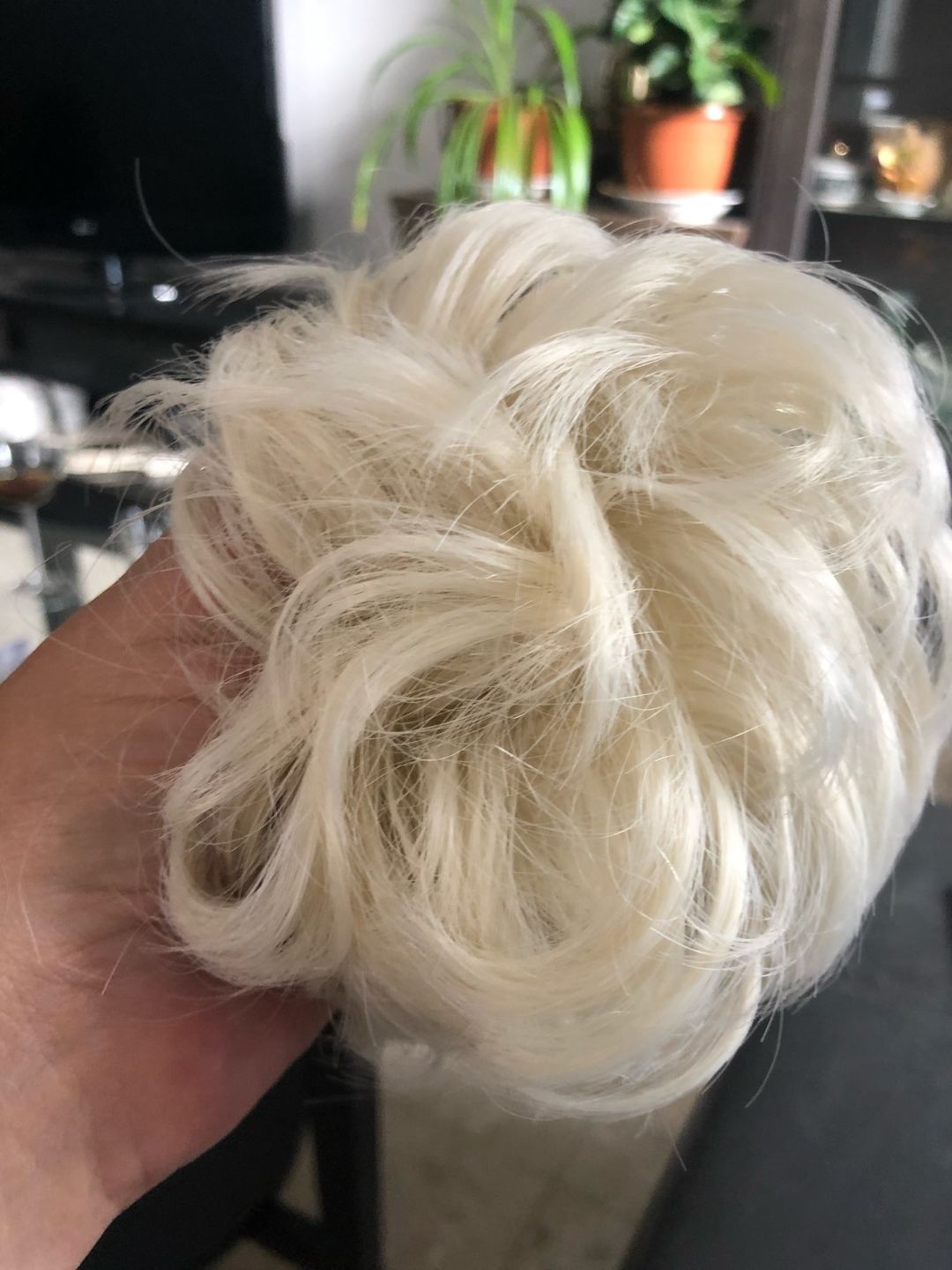 Customer photo review of Real Hair Messy Bun Scrunchie Curly 1PCS For Women
