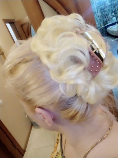 Customer photo review of Real Hair Messy Bun Scrunchie Curly 1PCS For Women