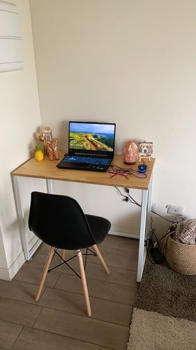 Reseña con foto de un cliente sobre Escritorio para computador MIMA 90 x 50 Blanco
