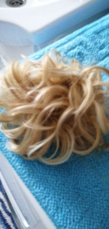 Customer photo review of Real Hair Messy Bun Scrunchie Curly 1PCS For Women