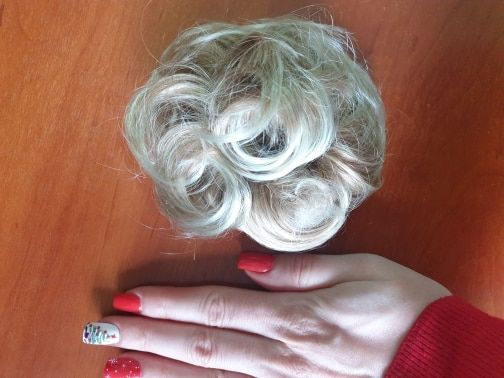 Customer photo review of Real Hair Messy Bun Scrunchie Curly 1PCS For Women