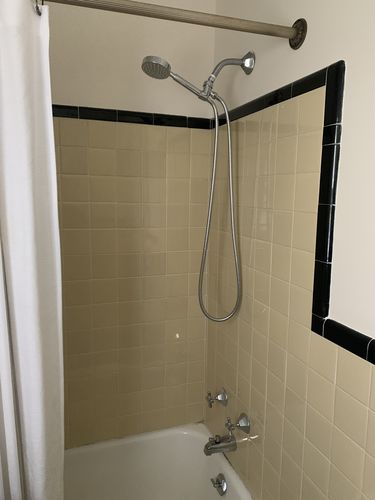 Customer photo review of 1-Spray Handheld Shower Head Set
