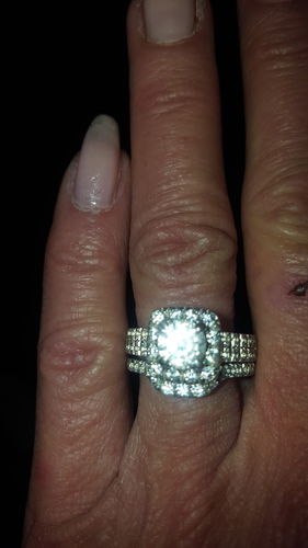 Customer photo review of Luxury sona diamond sterling silver ring set