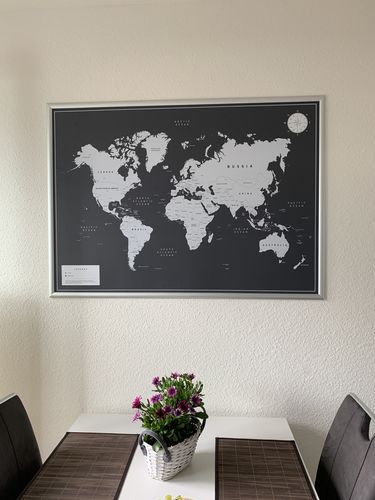 Customer photo review of DIE WELTKARTE - Memoboard / Pinnwand Weltkarte mit magnetischen Pins