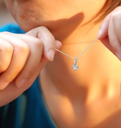 Customer photo review of "An meine Tochter" Halskette - Tulpen