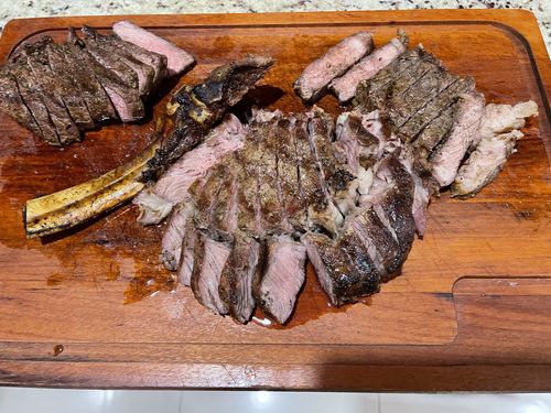 Reseña con foto de un cliente sobre Rib Eye Cowboy Steak - 10% de descuento