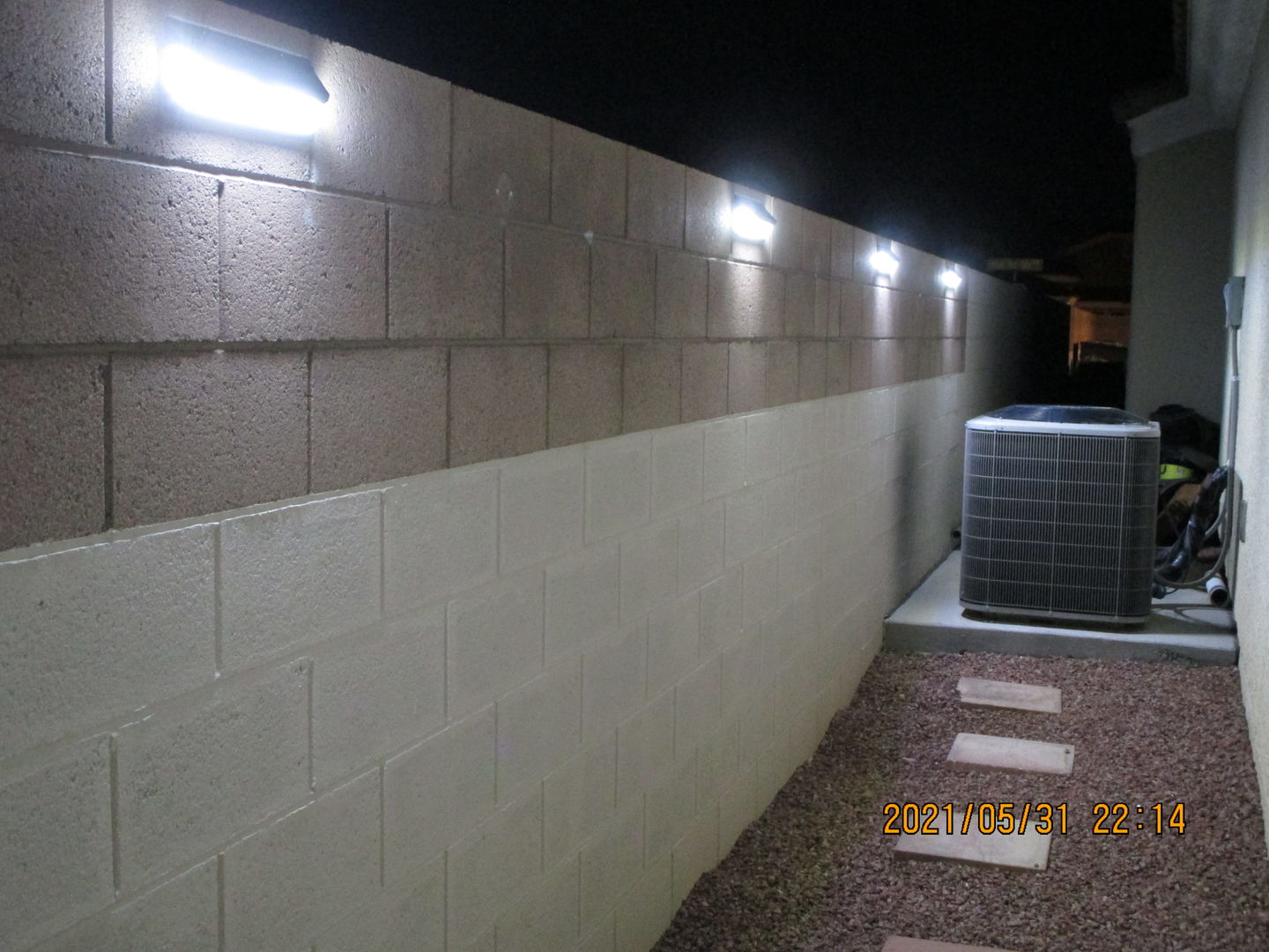 Customer photo review of 118 LED Solar Light 1000 Lumens