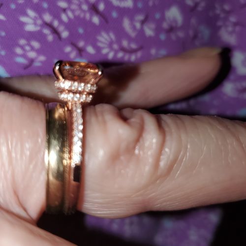 Customer photo review of Louily Rose Gold Champagne Stone Cushion Cut Engagement Ring