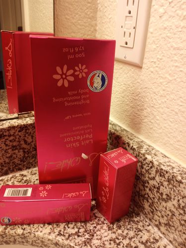 Customer photo review of Fair & White SoWhite! Essentials Kit
