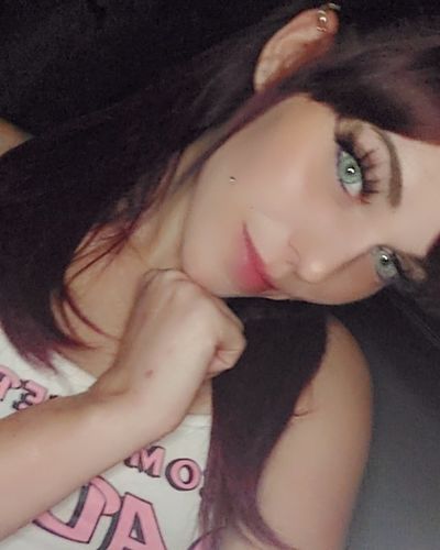 Customer photo review of Alpha Green Contact Lenses(12 months wear)