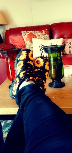 Customer photo review of Black Sunflower Pattern Print Women's Sneakers