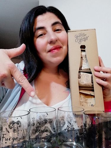 Customer photo review of Vasos Astrológicos 4 Pack Cunino