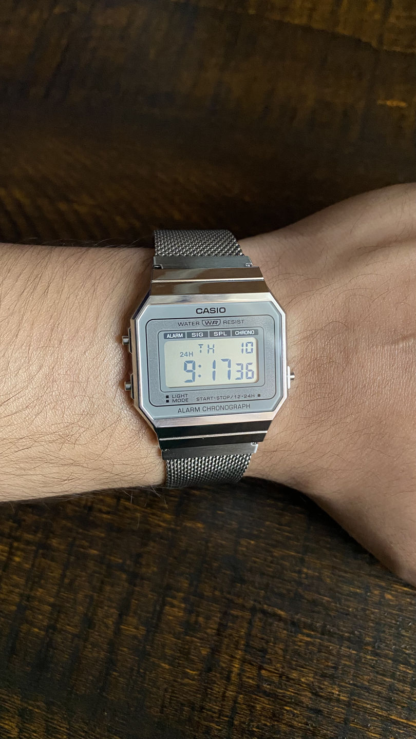 Customer photo review of Reloj Casio Vintage A700WM-7ADF Plateado Milanese Slim