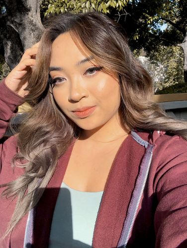 Customer photo review of OMG Kristin - gray