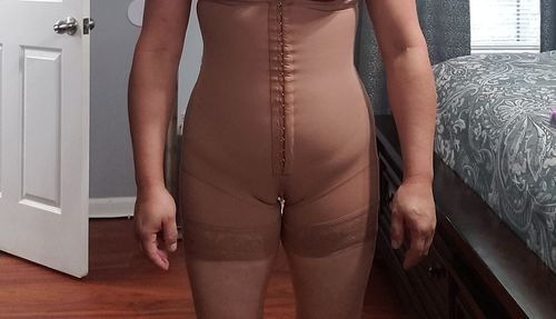 Customer photo review of Sculpting Faja with Hooks & Thick Straps NS049