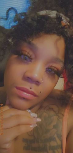 Customer photo review of [buy 1 get 1 free] Barbie Cocoa Contact Lenses