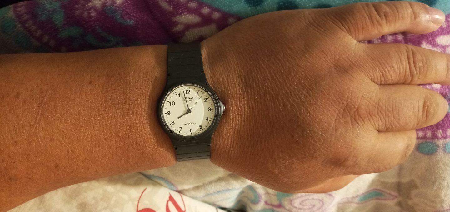 Customer photo review of Reloj Casio Vintage MQ-24-7BLDF Blanco Números