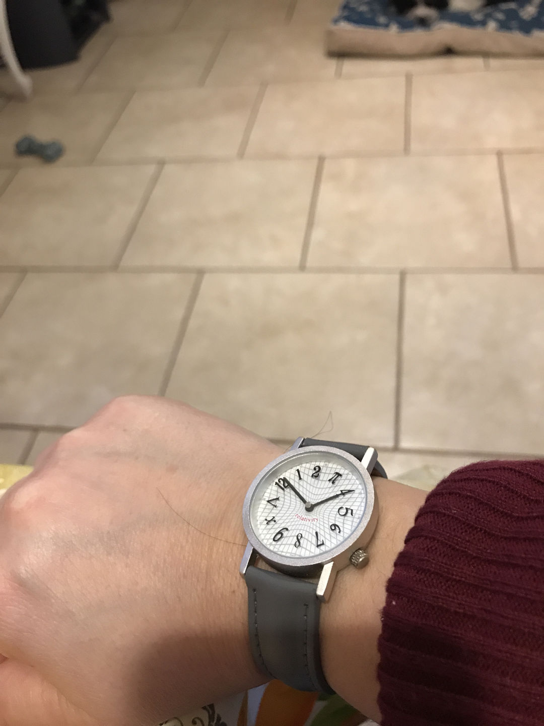 Customer photo review of Reloj Análogo Philosophers Guild Relatividad de Einstein 33 mm