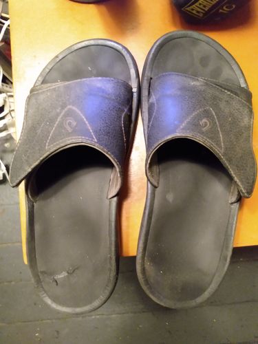 Customer photo review of OluKai Nalu Slide Sandals - Men's