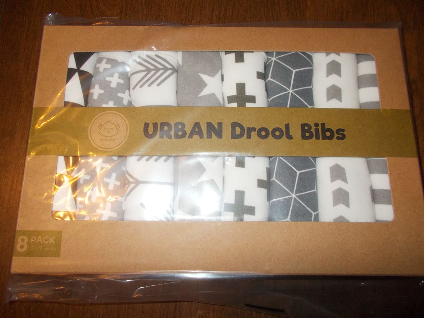 Customer photo review of 8-Pack URBAN Drool Bibs