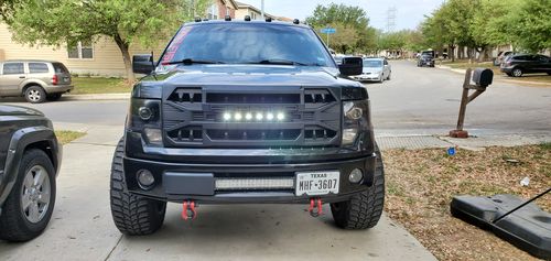 Customer photo review of Armor Grille w/Off-Road Lights, Replaceable Letters- Matte Black for 2009-2014 Ford F150
