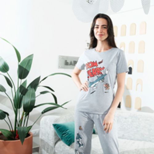Customer photo review of ToM&Jerryبيجاما نص كم بنطلون حريمى