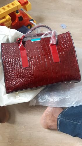 Customer photo review of Croc Pattern Messenger Tote Hand Bag