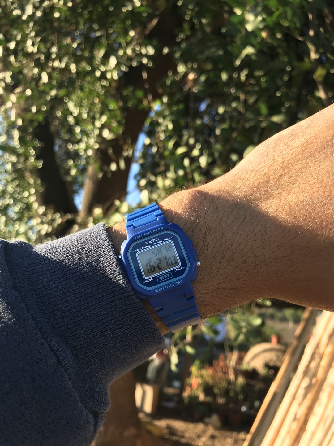 Customer photo review of Reloj Casio Vintage LA-20WH-2ADF Azul