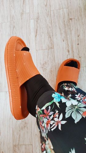 Customer photo review of ComfiiSlipper™ Air Slides