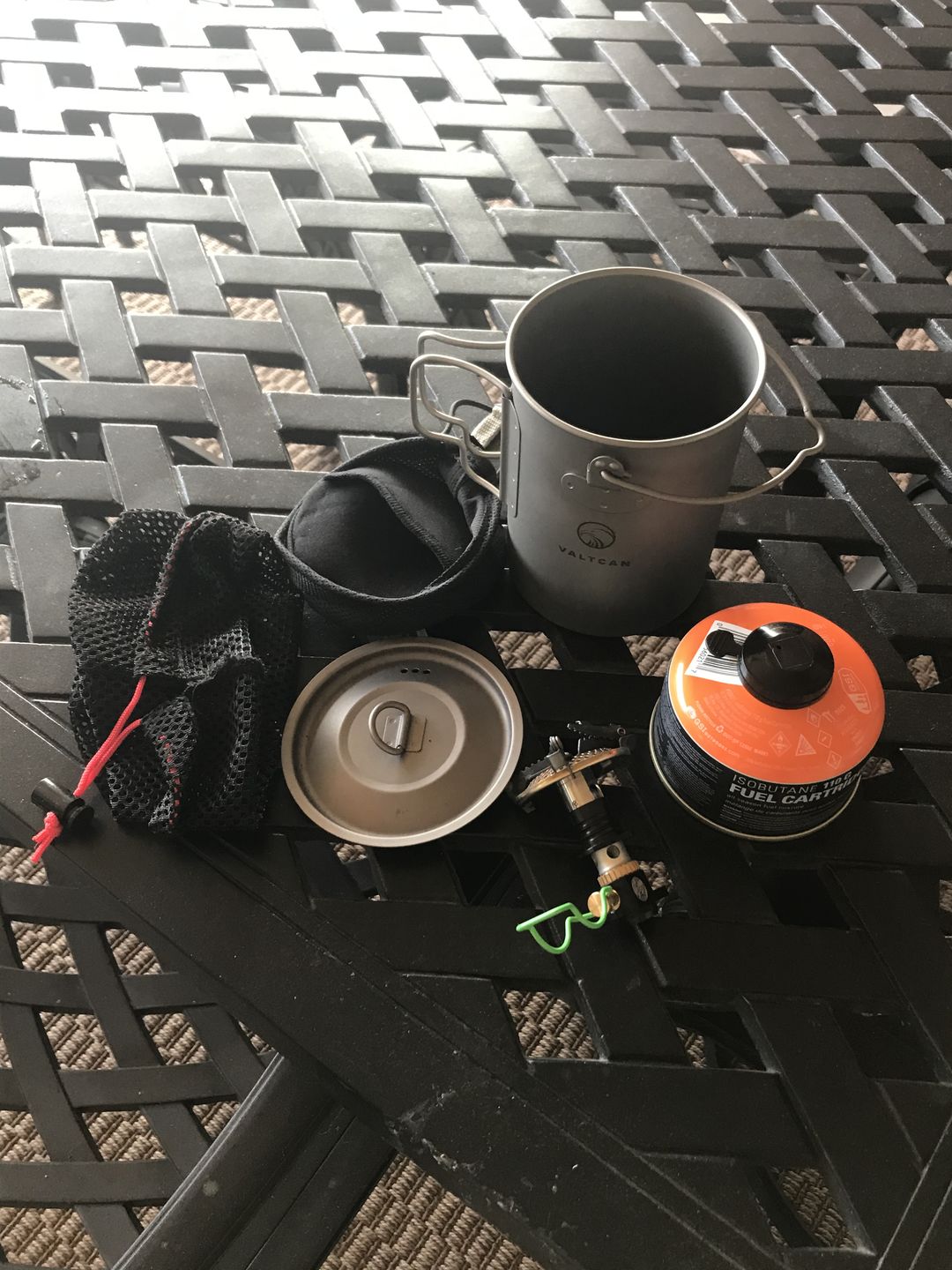 Customer photo review of Valtcan 900ml Titanium Pot 34 fl oz with Lid and Stuff Sack