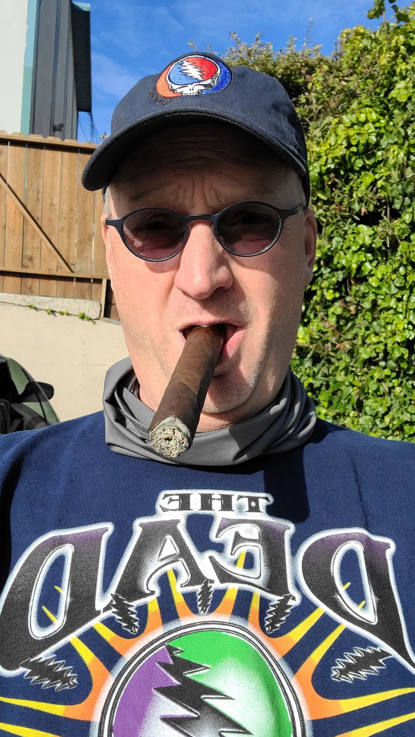 Customer photo review of Grateful Dead Steal Your Face Cap