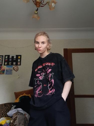 Customer photo review of Harajuku Style Vintage Washed "Pain" Oversized Tee