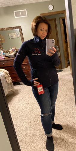 Customer photo review of The North Face ® Ladies Mountain Peaks Full-Zip Nurse Jacket  | NF0A47FE