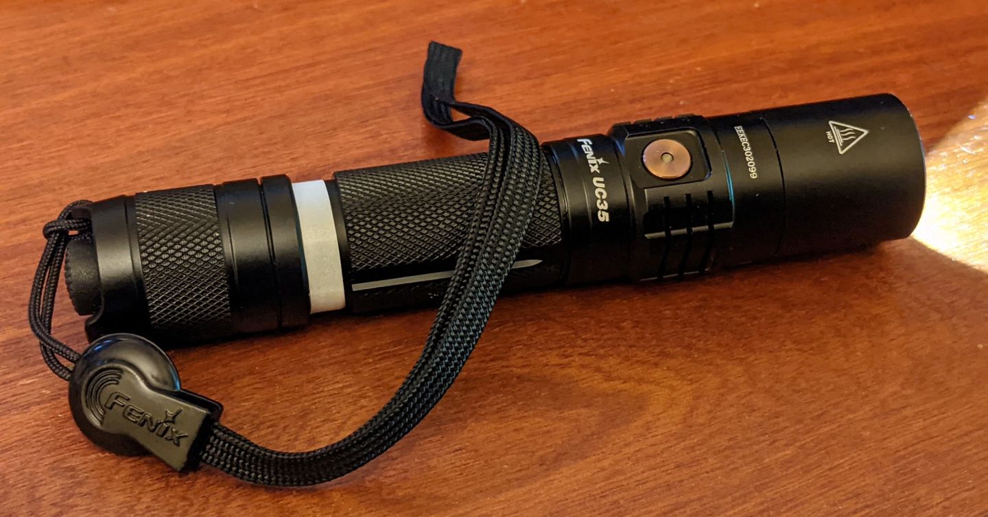 Customer photo review of Fenix UC35 V2.0 2018 - 1000 lumens - Tactique et Compacte