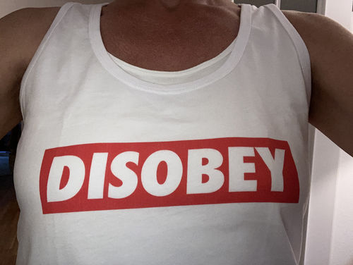 Customer photo review of DEZENTE REBELLEN ORGANIC TANK TOP MÄDELS • DISOBEY