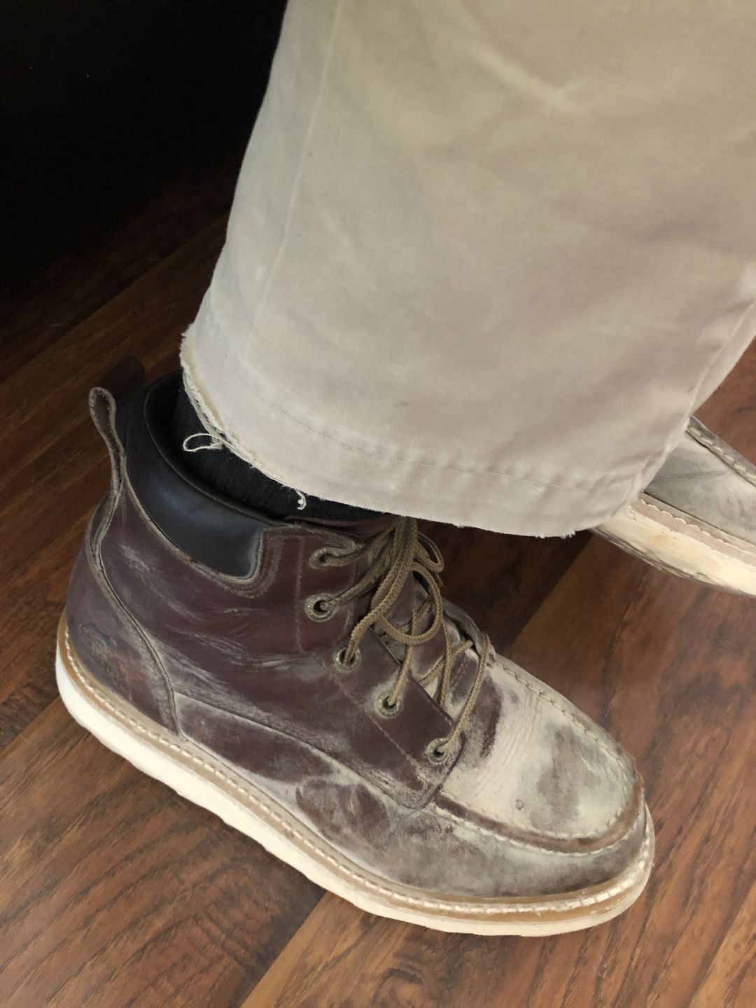 Customer photo review of Irish Setter by Red Wing Men's Ashby Soft Toe 6-inch Lace-Up Boots 83605