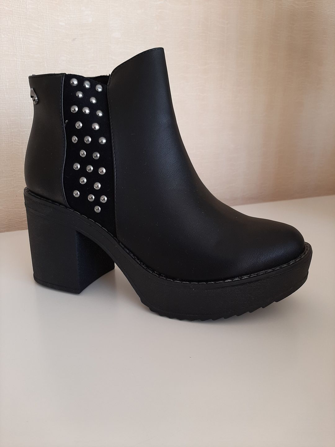Customer photo review of BOTÍN NEGRO 13500