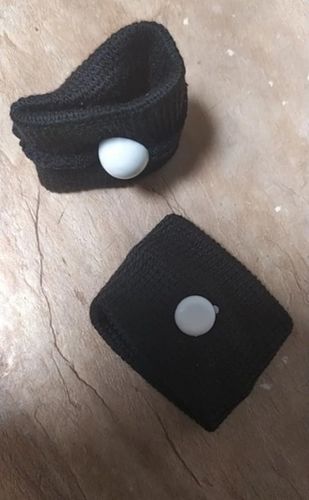 Customer photo review of InnoBand™ Anti-Nausea Support (1 Pair)