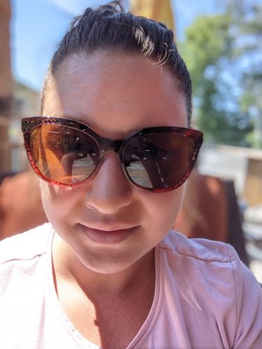 Customer photo review of b.tan you glow girl! Gradual Facial Mist