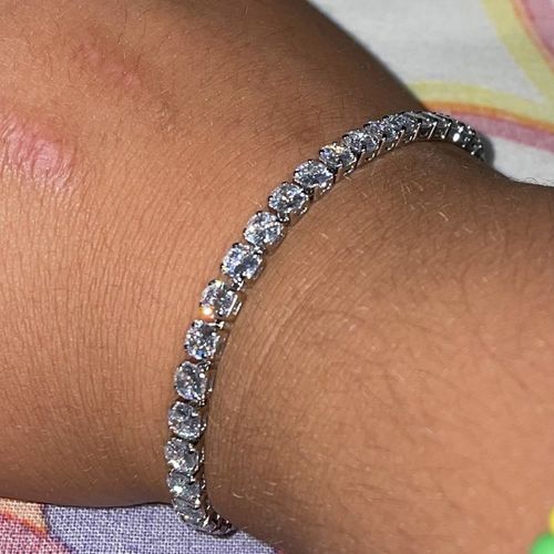 Customer photo review of Bracciale Diamond Tennis - Silver