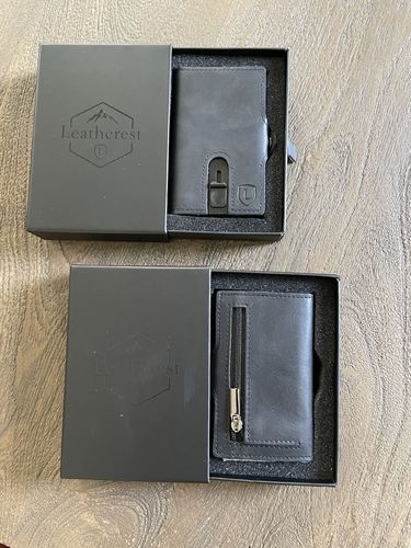 Customer photo review of Everest Smart Wallet